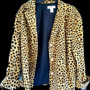 Women's cheetah print blazer
